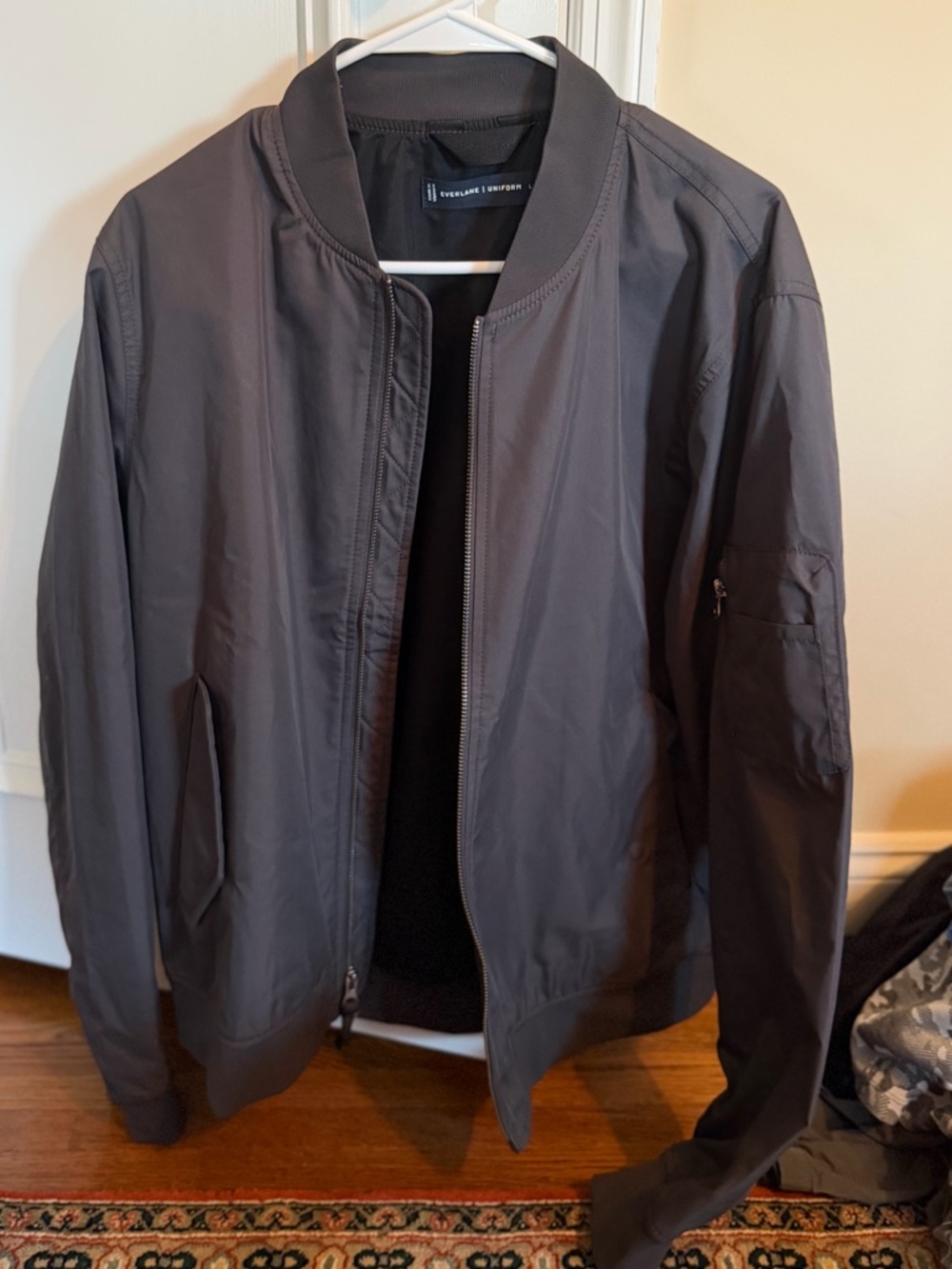 Everlane Men’s Bomber Jacket in Charcoal